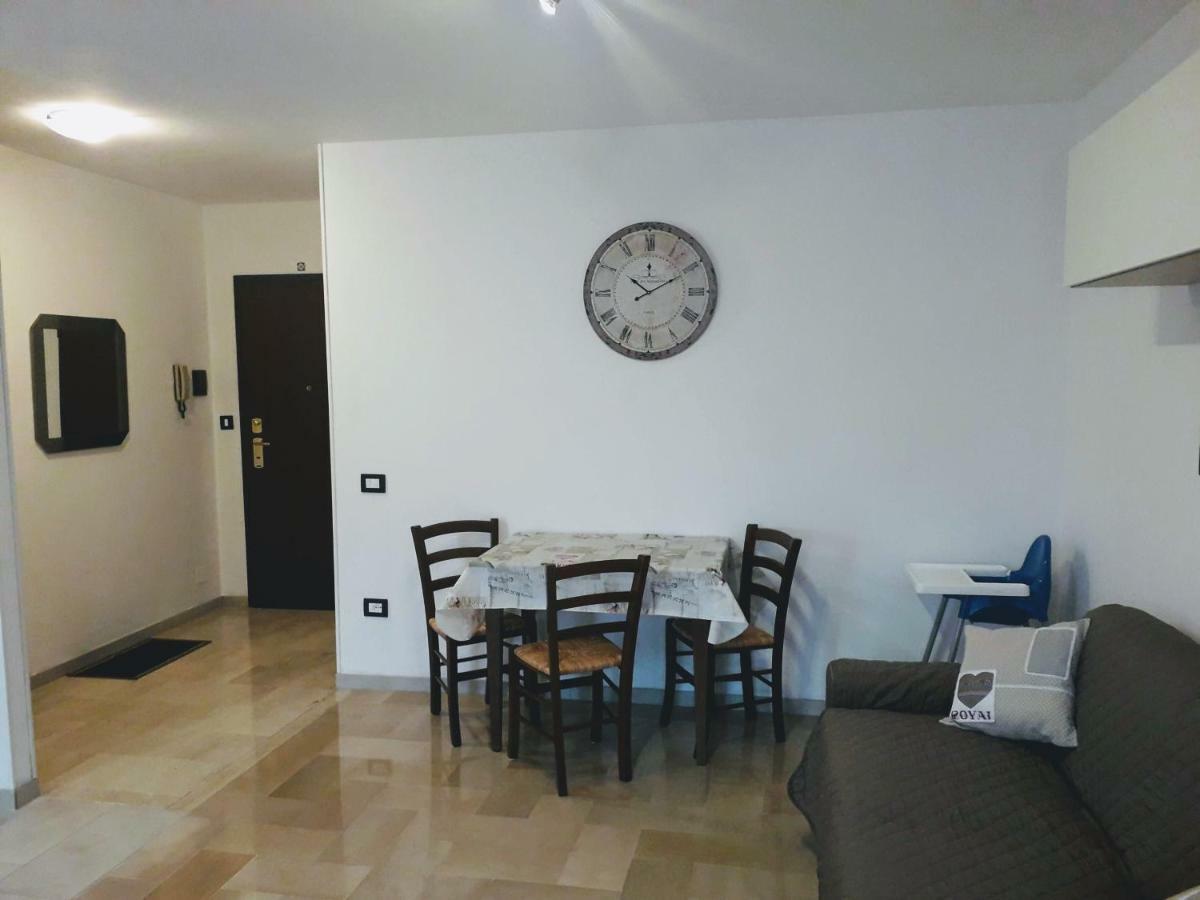 Casa Della Nonna: Cozy Stay with Free Parking and Self Check-In Aosta Exterior photo